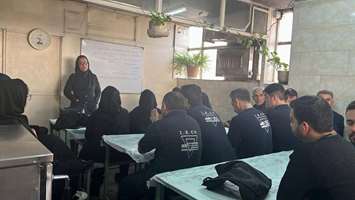 برگزاری کلاس‌های آموزشی مهارت زندگی، خود مراقبتی و نوجوان سالم در مرکز خدمات جامع سلامت شهری خاکباز